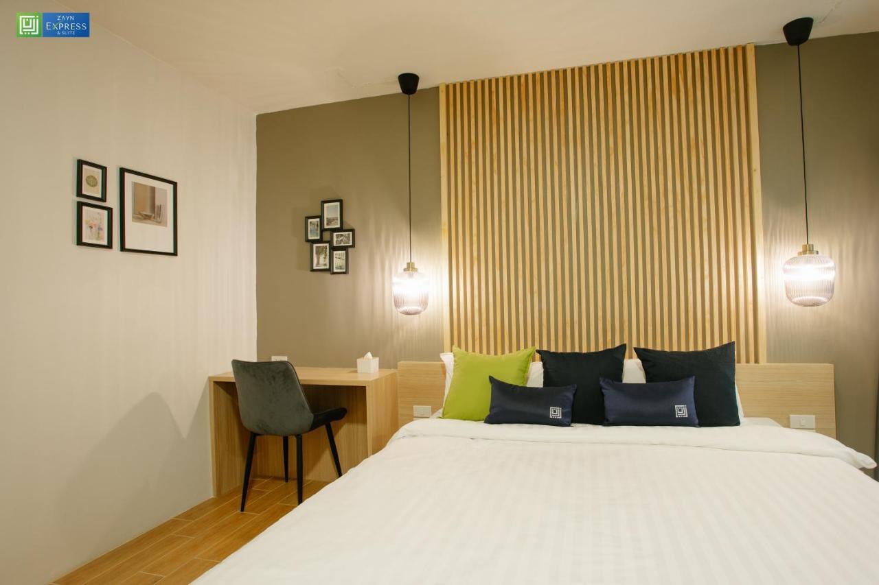 Zayn Express & Suites Bangkok Exterior photo